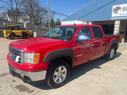 2014 Chevrolet Silverado 1500 4x2 Pickup Truck