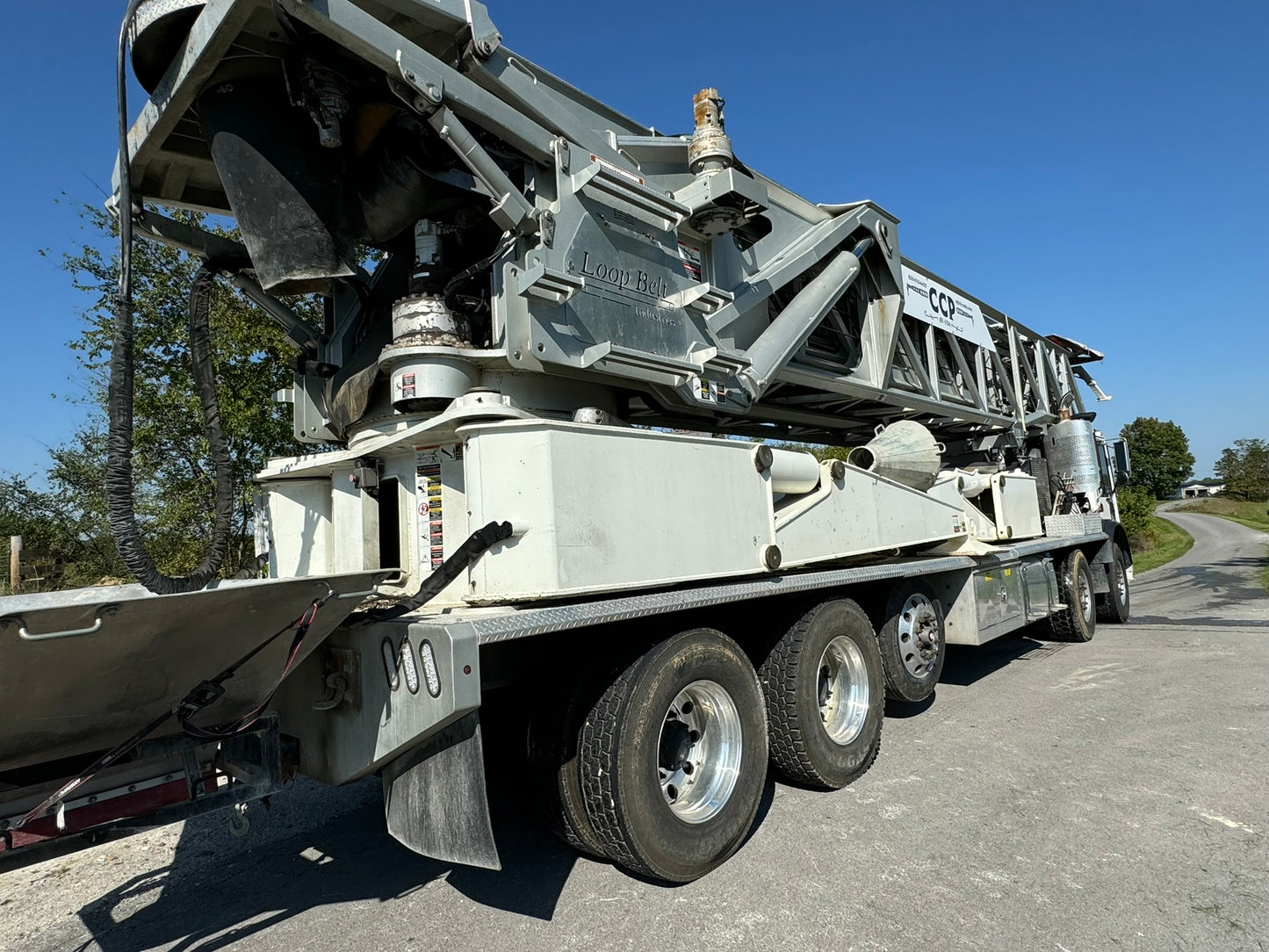 2014 LB 40 Loop Belt On 2014 Mack MRU Truck