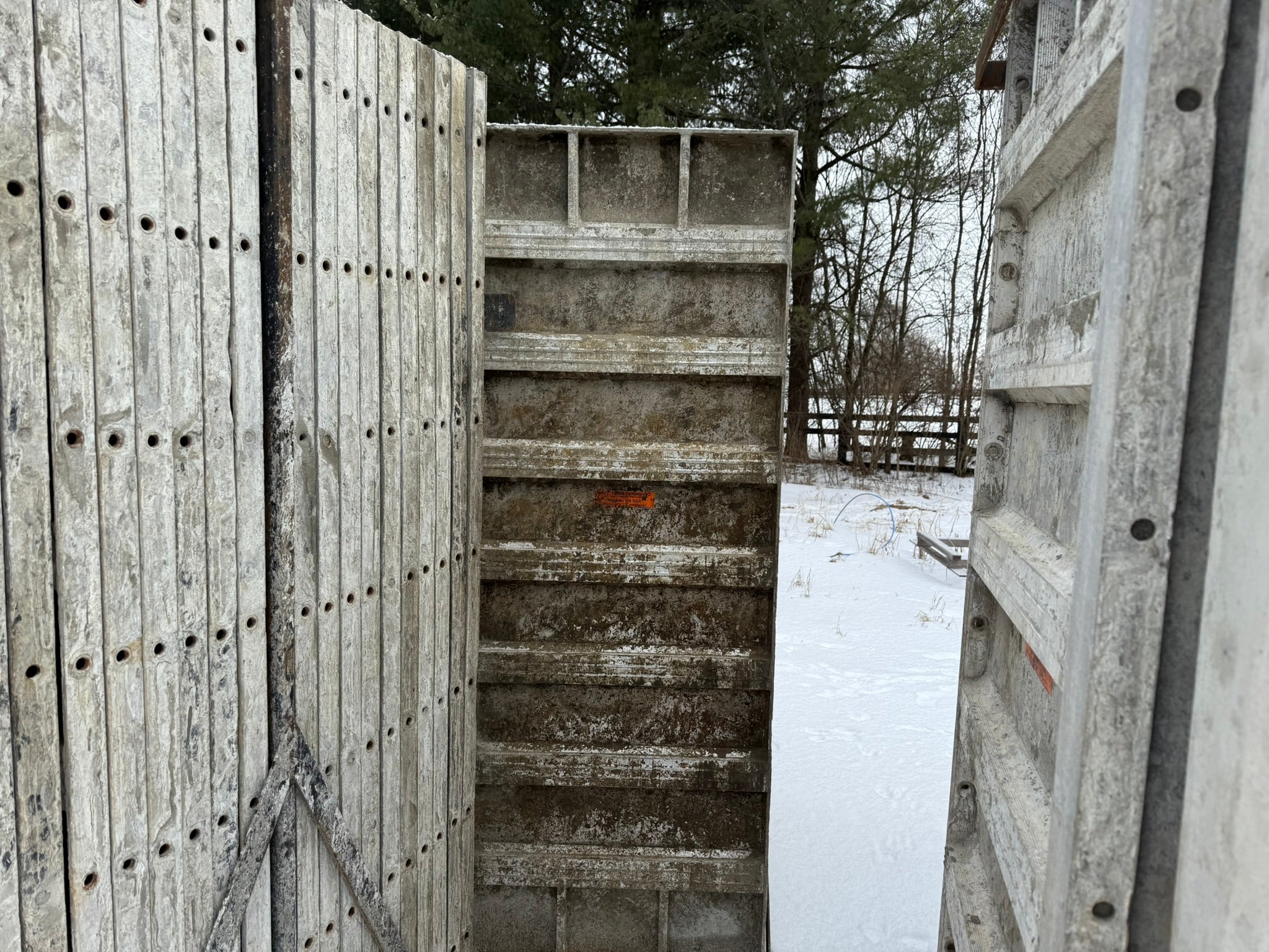 8' Set of Wall-Ties Smooth Aluminum Concrete Forms