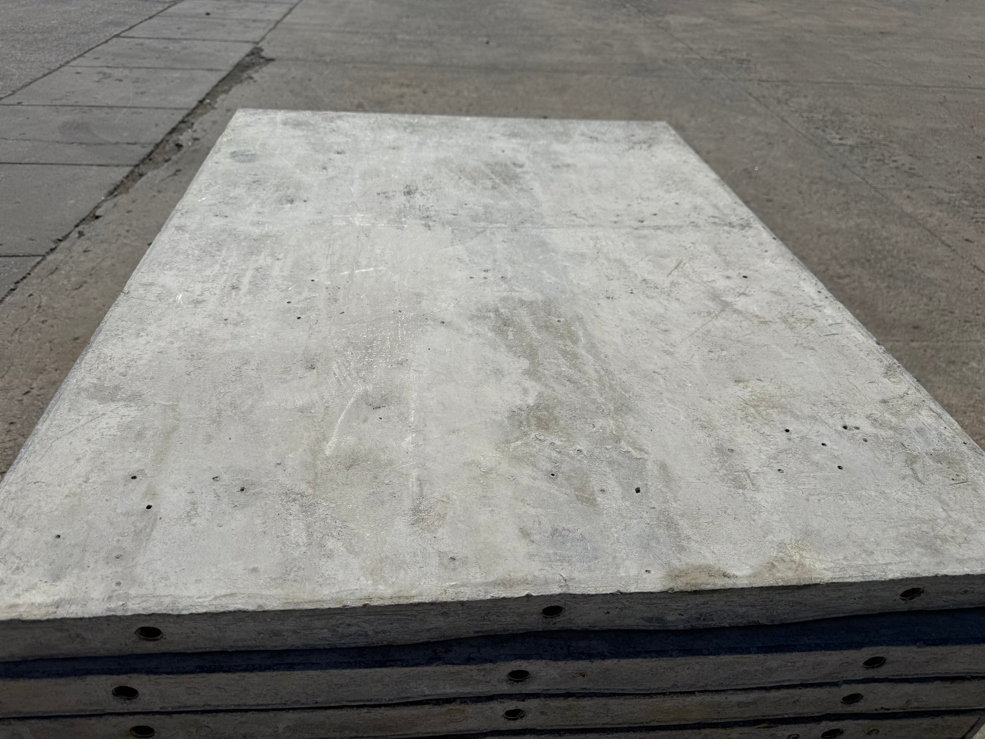 36" x 4' Smooth, Laydown Wall-Ties Aluminum Concrete Forms