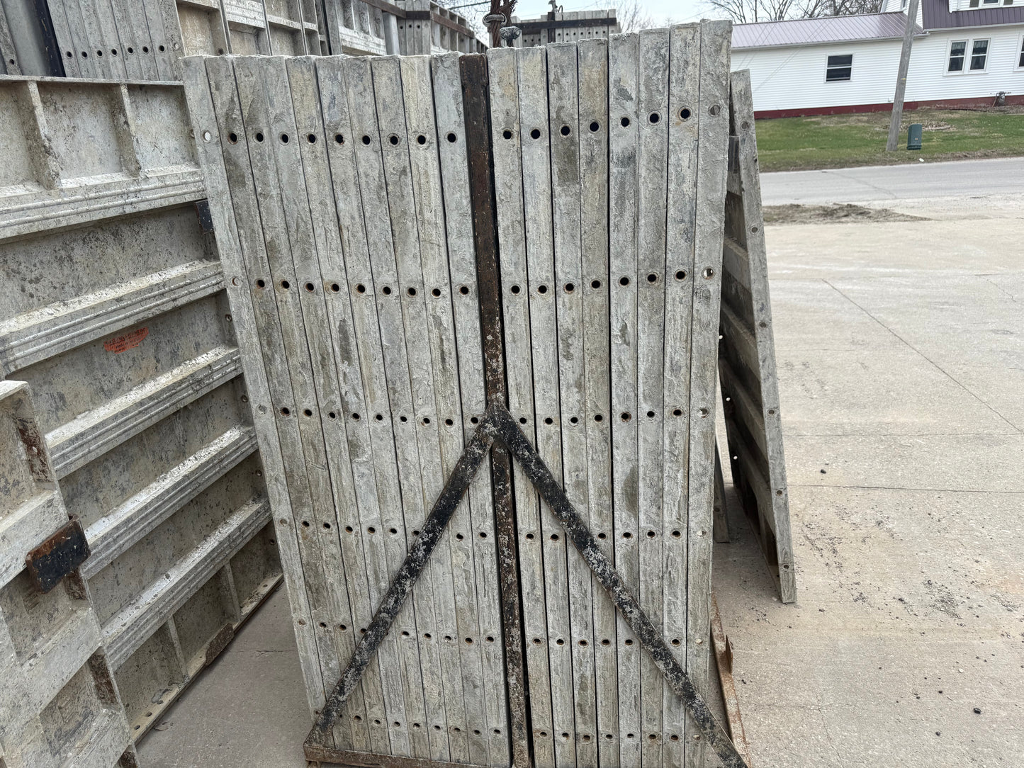 36" x 6' Smooth Aluminum Concrete Forms