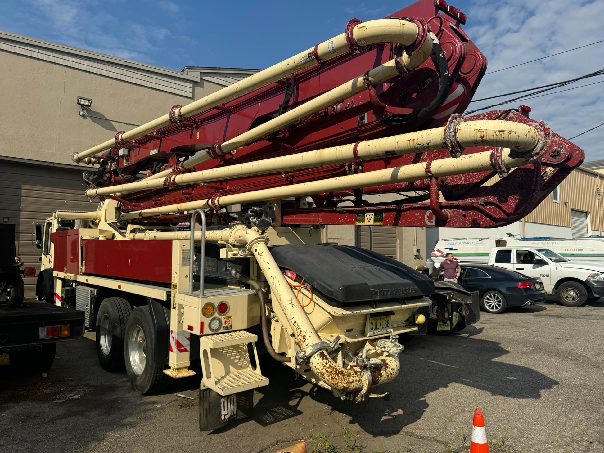 2014 Putzmeister 38m on 2014 Mack MRU613 Concrete Pump Truck