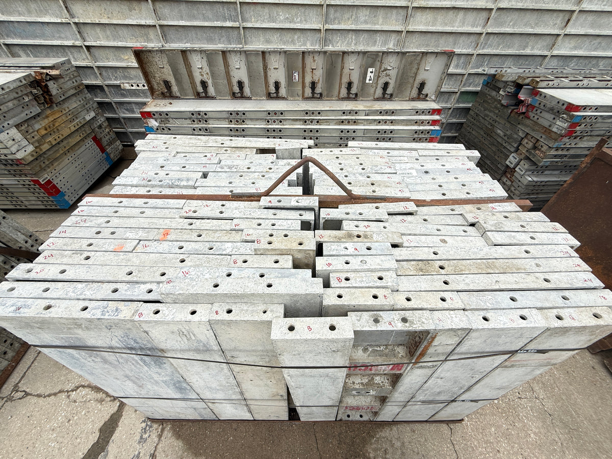 4ft Western Elite Aluminum Concrete Forms