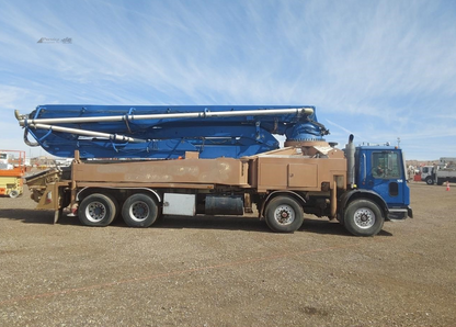 2005 Putzmeister 47m on 2005 Mack MR688 Concrete Pump Truck