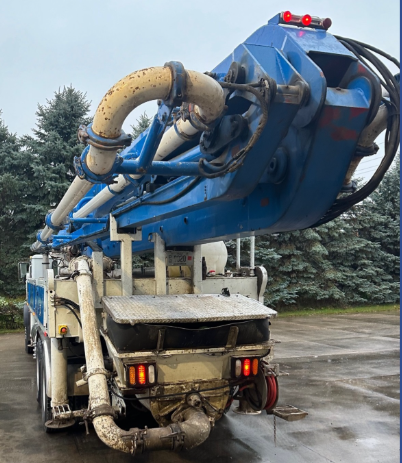 2007 Schwing 41m on 2007 Mack Concrete Pump Truck