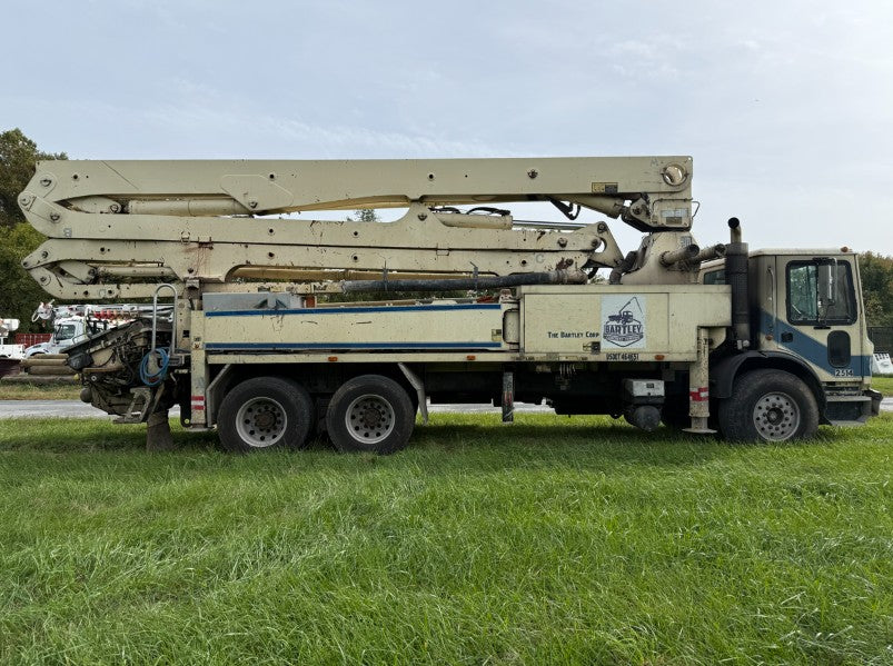2007 Putzmeister 36m Concrete Pump Mounted on 2007 Mack MR 6x4 Truck