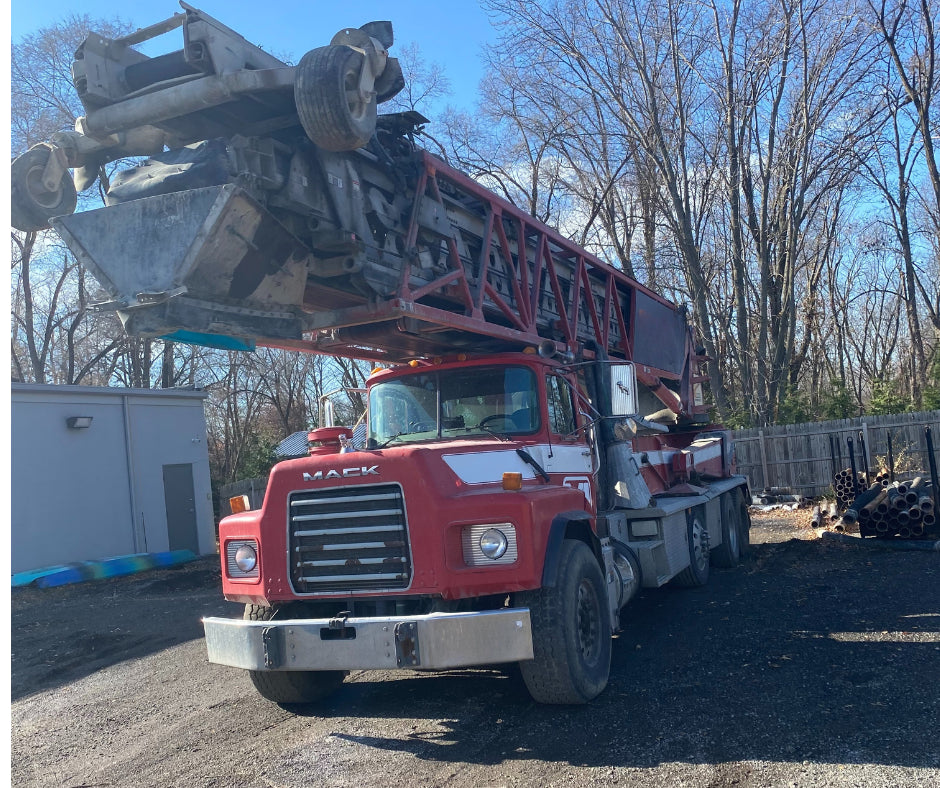 2004 Putzmeister TB-105 Telebelt Conveyor On 2004 Mack RB685 8x4 Truck