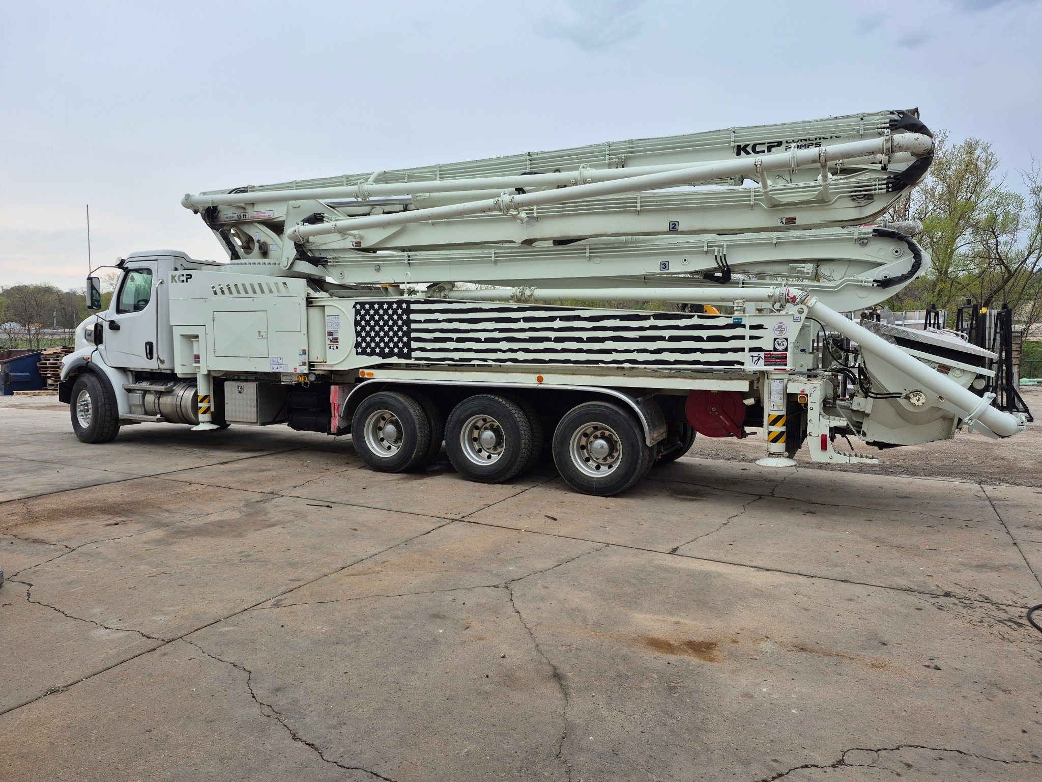 2022 KCP 46m on 2022 Western Star Concrete Pump Truck