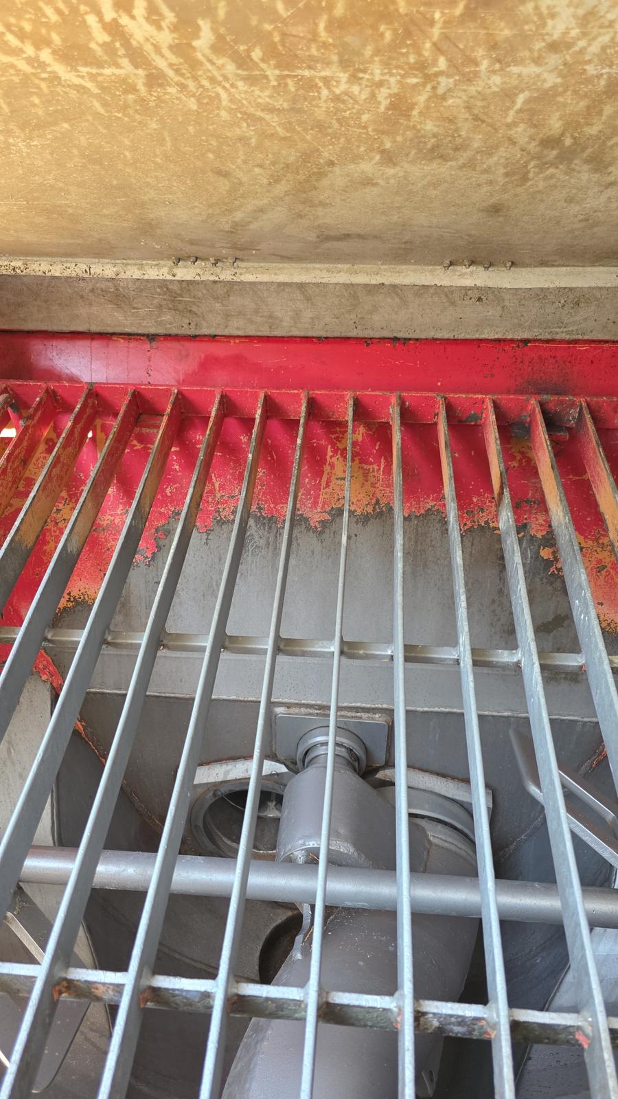 2022 KCP 40m on 2022 Mack Concrete Pump Truck