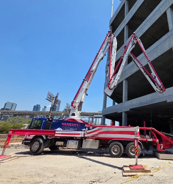 2022 KCP 40m on 2022 Mack Concrete Pump Truck