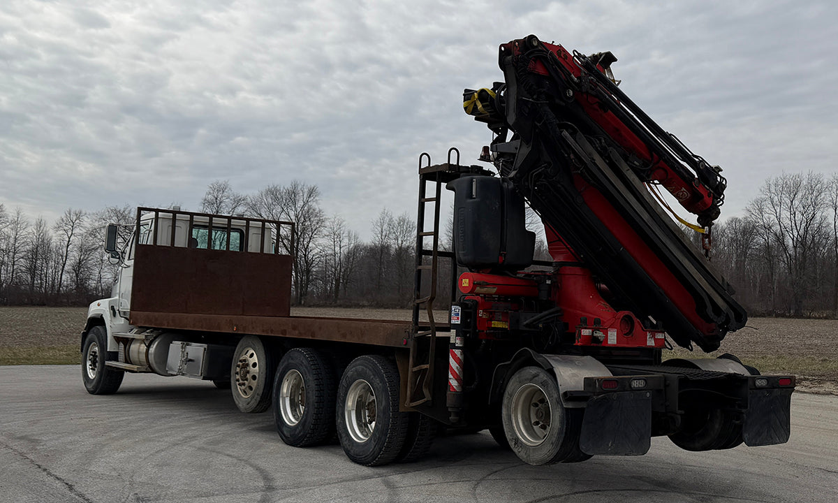 2016 Fassi F385A.2.24 Knuckle Boom Crane Mounted on 2017 Western Star 4700 SB Truck