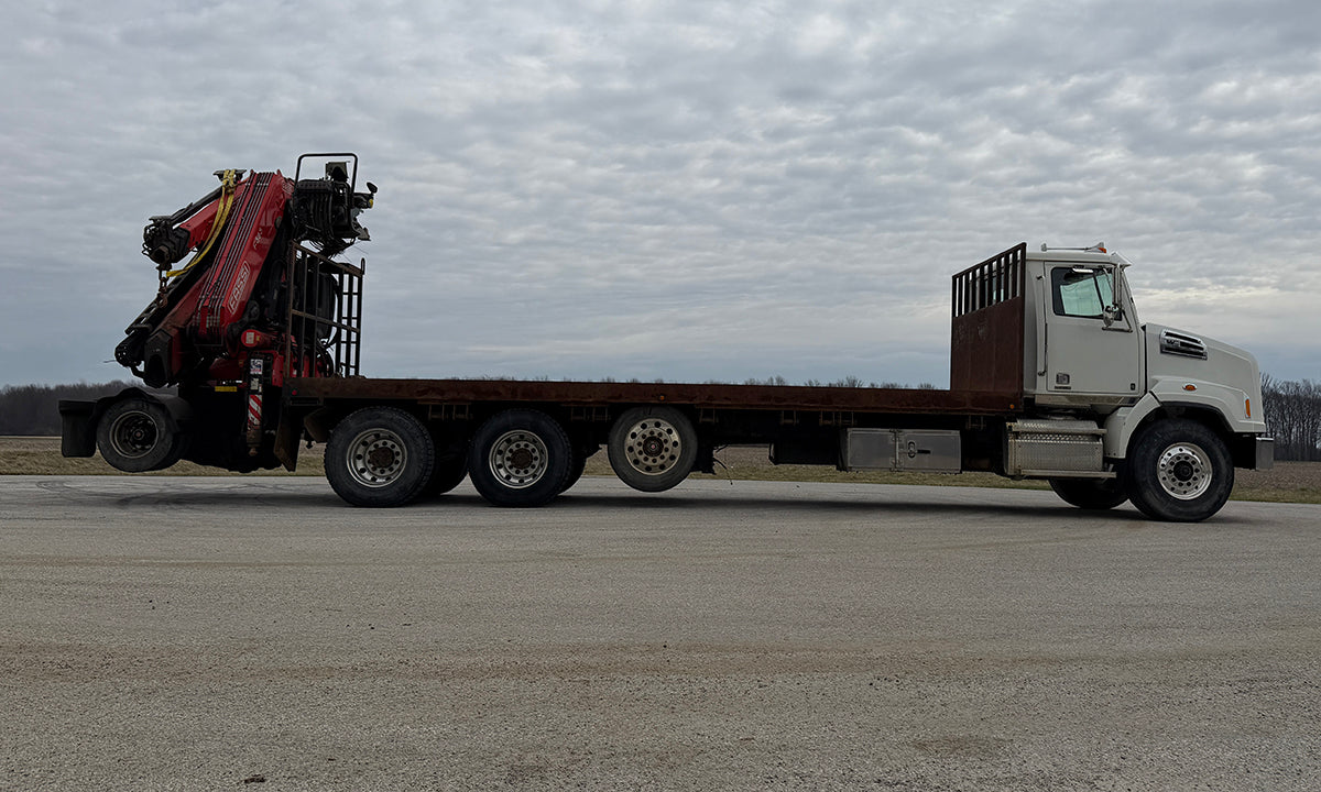 2016 Fassi F385A.2.24 Knuckle Boom Crane Mounted on 2017 Western Star 4700 SB Truck