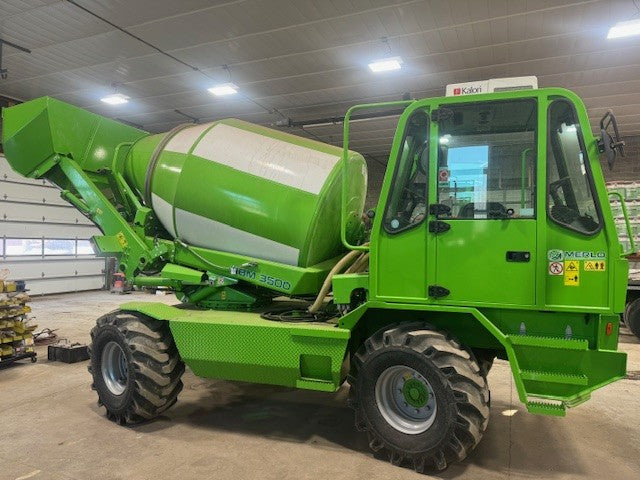 2021 Merlo DBM 3500 Self-Loading Concrete Mixer Truck