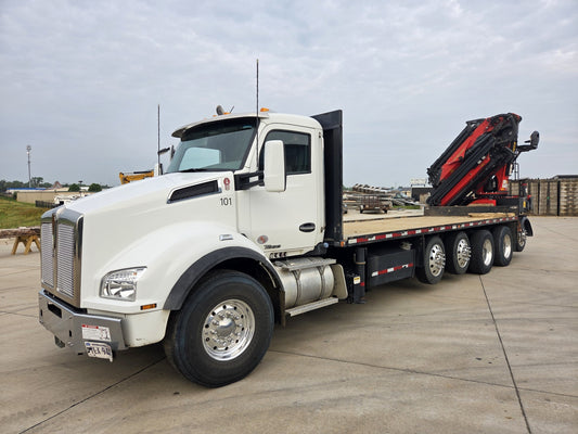 2019 Palfinger PK 40002-EH Knuckle Boom on 2019 Kenworth T880 12x4 Truck